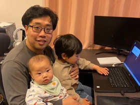 先輩社員の写真